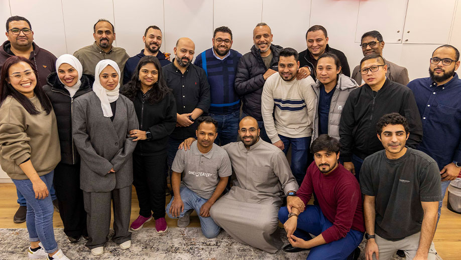 team-image